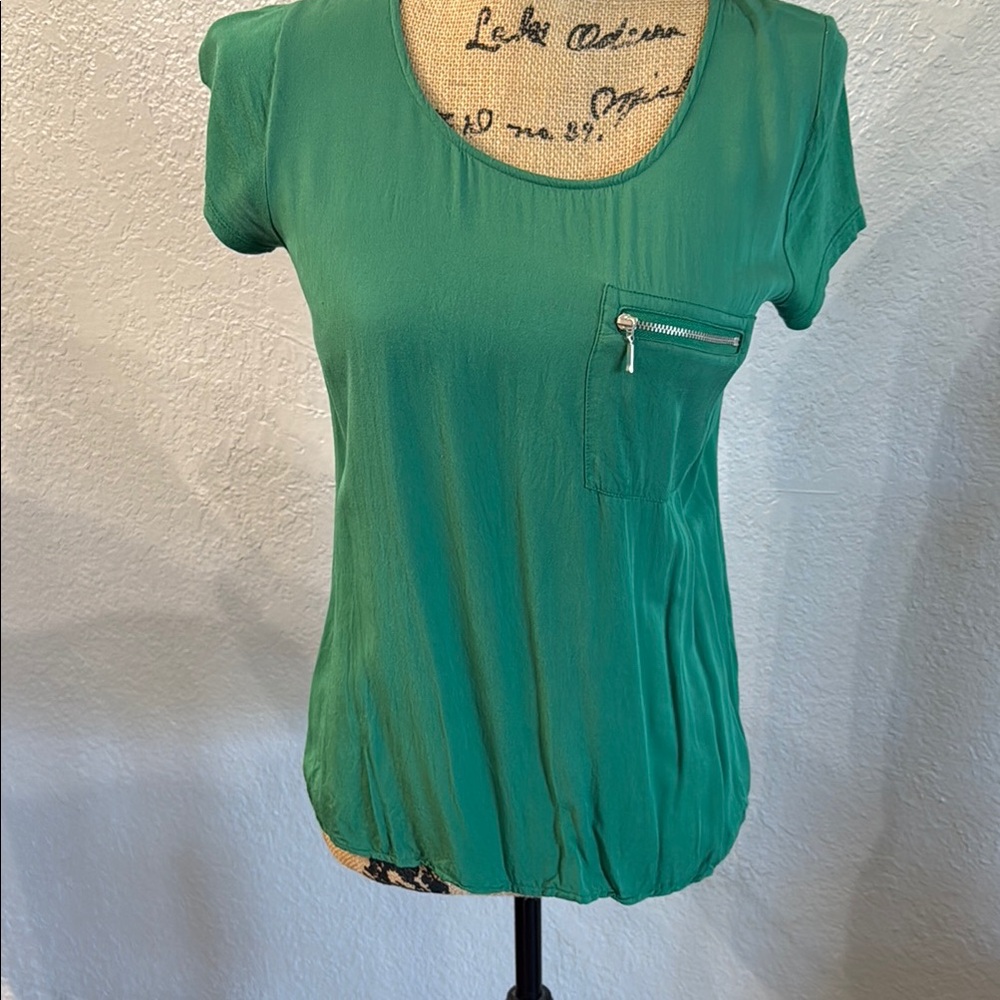 Green Women's Top with Pocket Detail